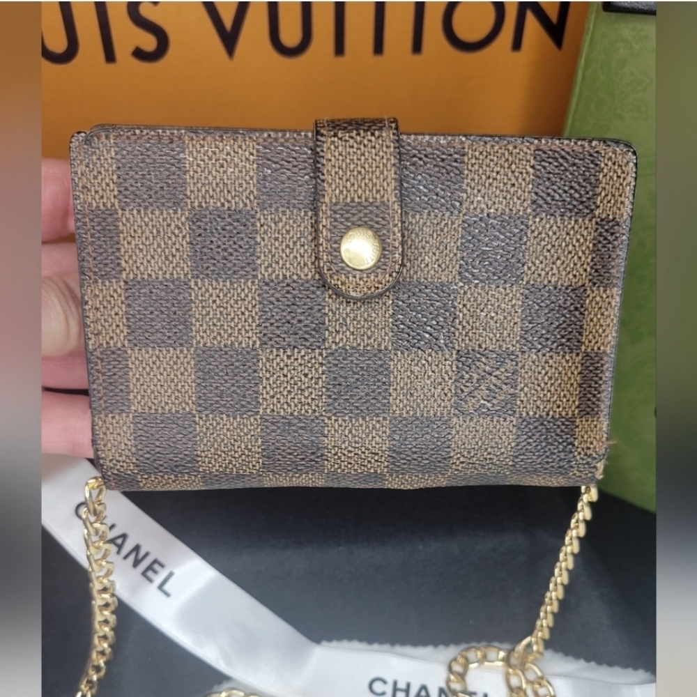 Louis Vuitton Brown and Gold Wallet - Picture 3 of 8